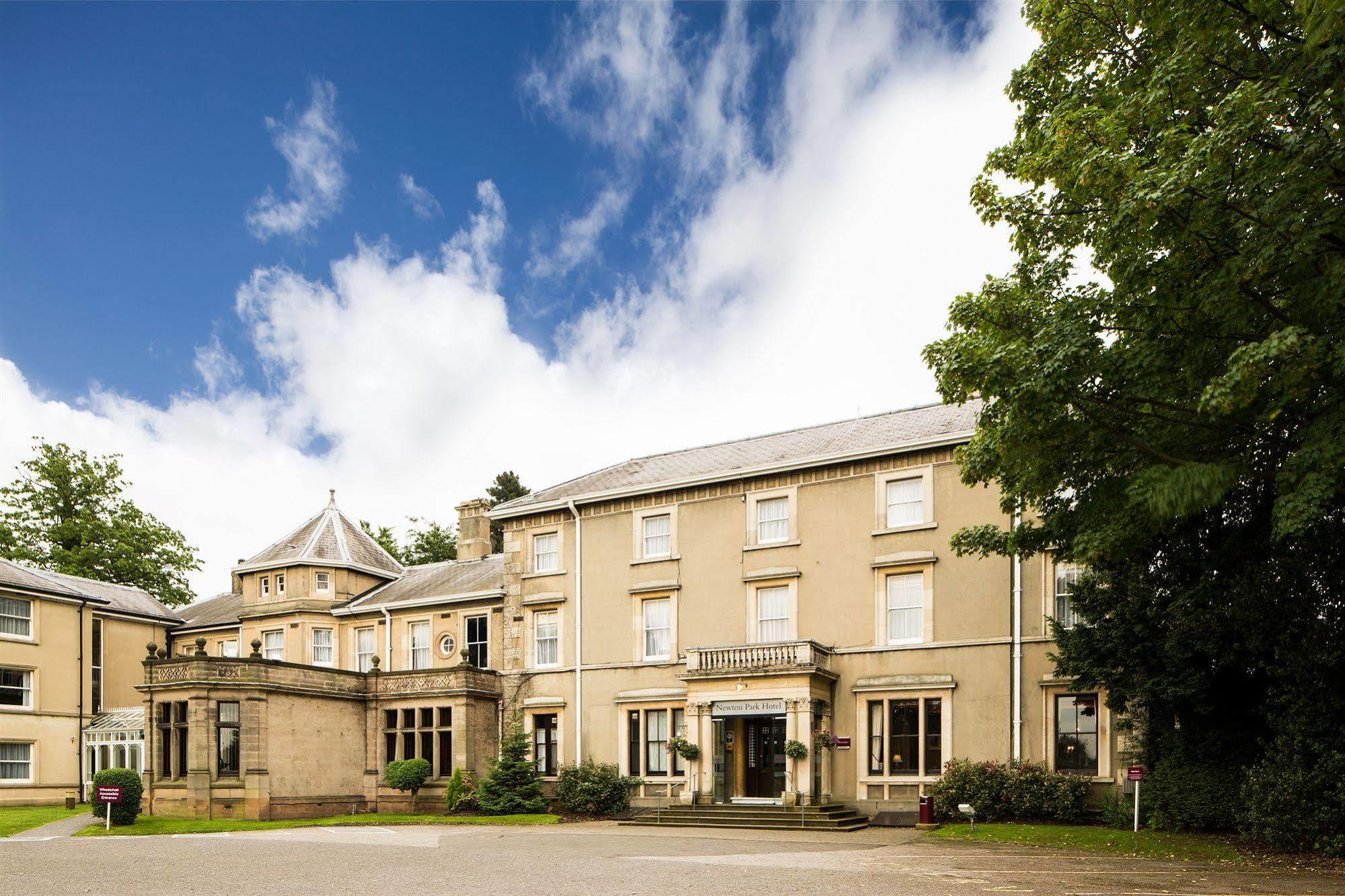 Mercure Burton Upon Trent, Newton Park Exterior foto